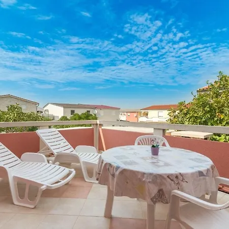 Apartment With Parking Space - 16768 *