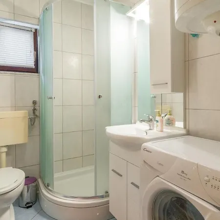 Lejlighed With Parking Space - 16768 Vir