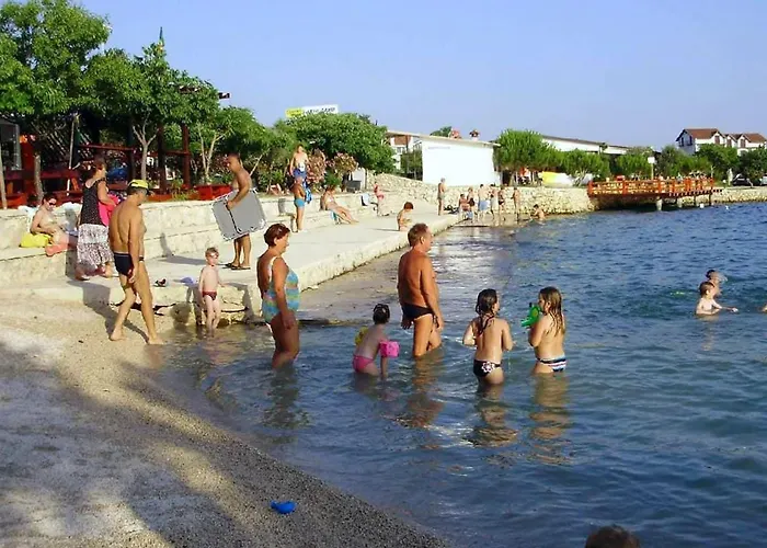 With Parking Space - 16768 Appartement *