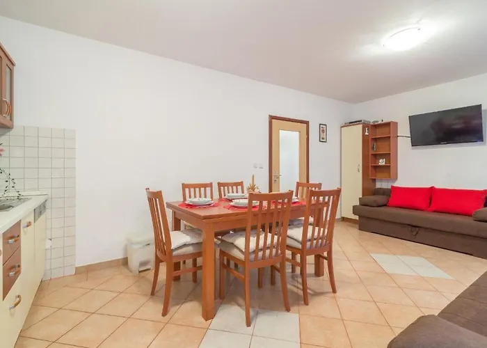 Appartement With Parking Space - 16768 Vir