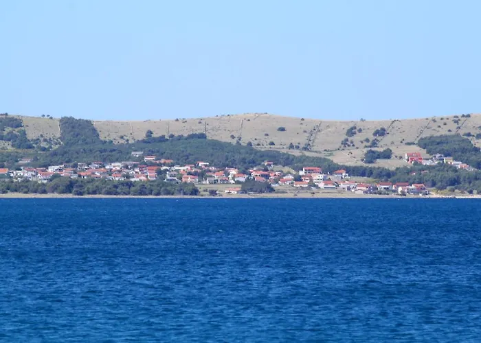 With Parking Space - 16768 Appartement *